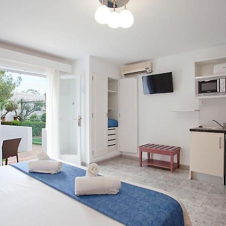 Apartamentos Cala Murada Tennis Exterior photo