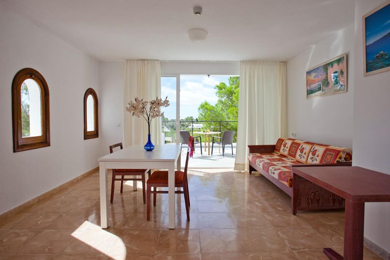Apartamentos Cala Murada Tennis Exterior photo