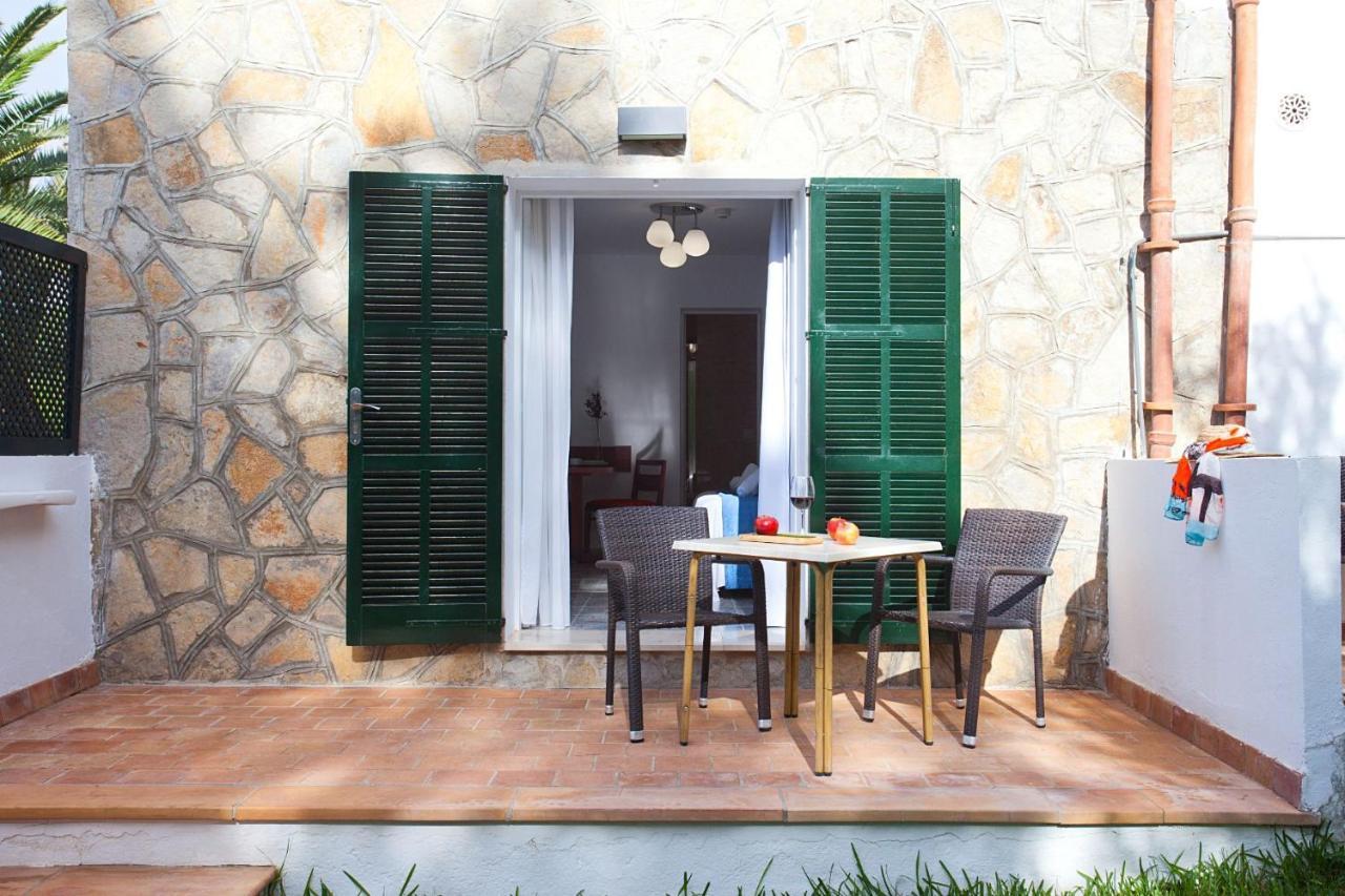 Apartamentos Cala Murada Tennis Exterior photo