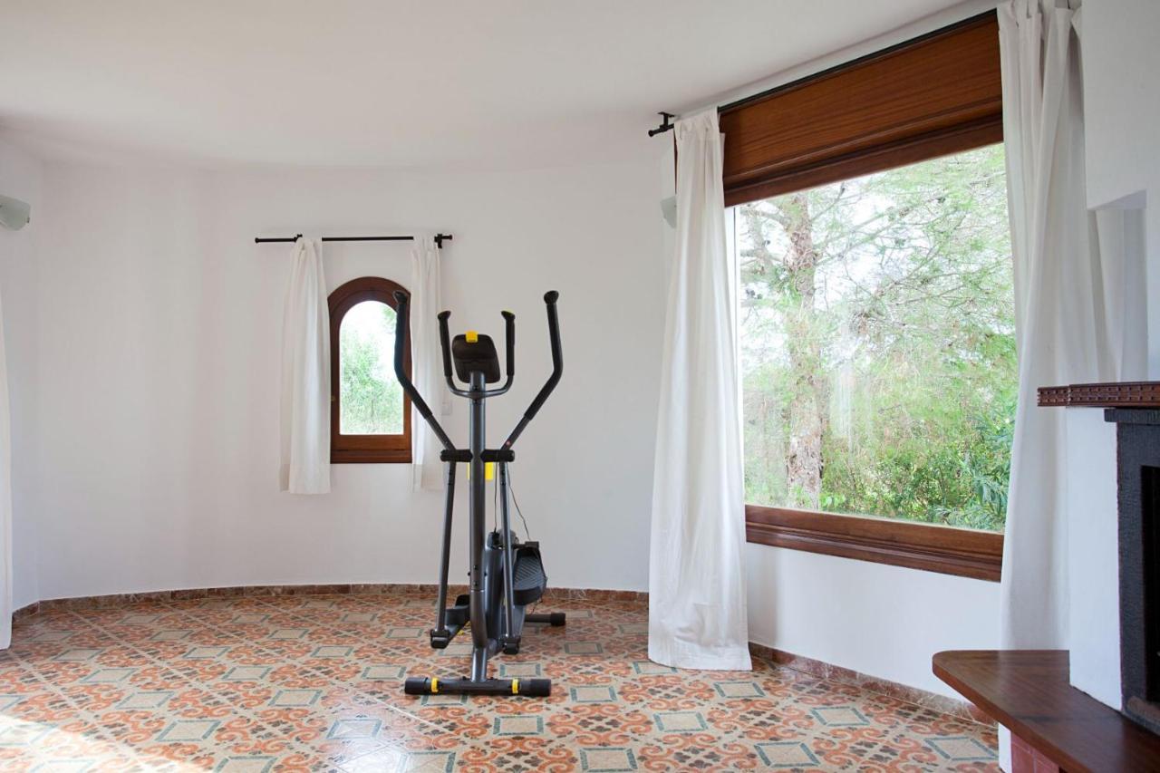 Apartamentos Cala Murada Tennis Exterior photo